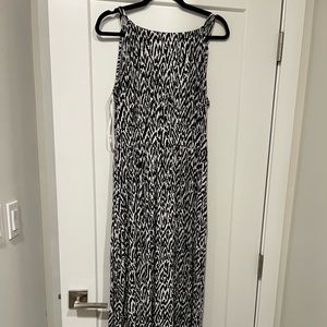💚2/$40 Banana Republic Women’s Wear to Work, Wedding, Vacation Maxi Dress, M